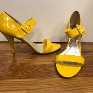 Yellow LEI pumps